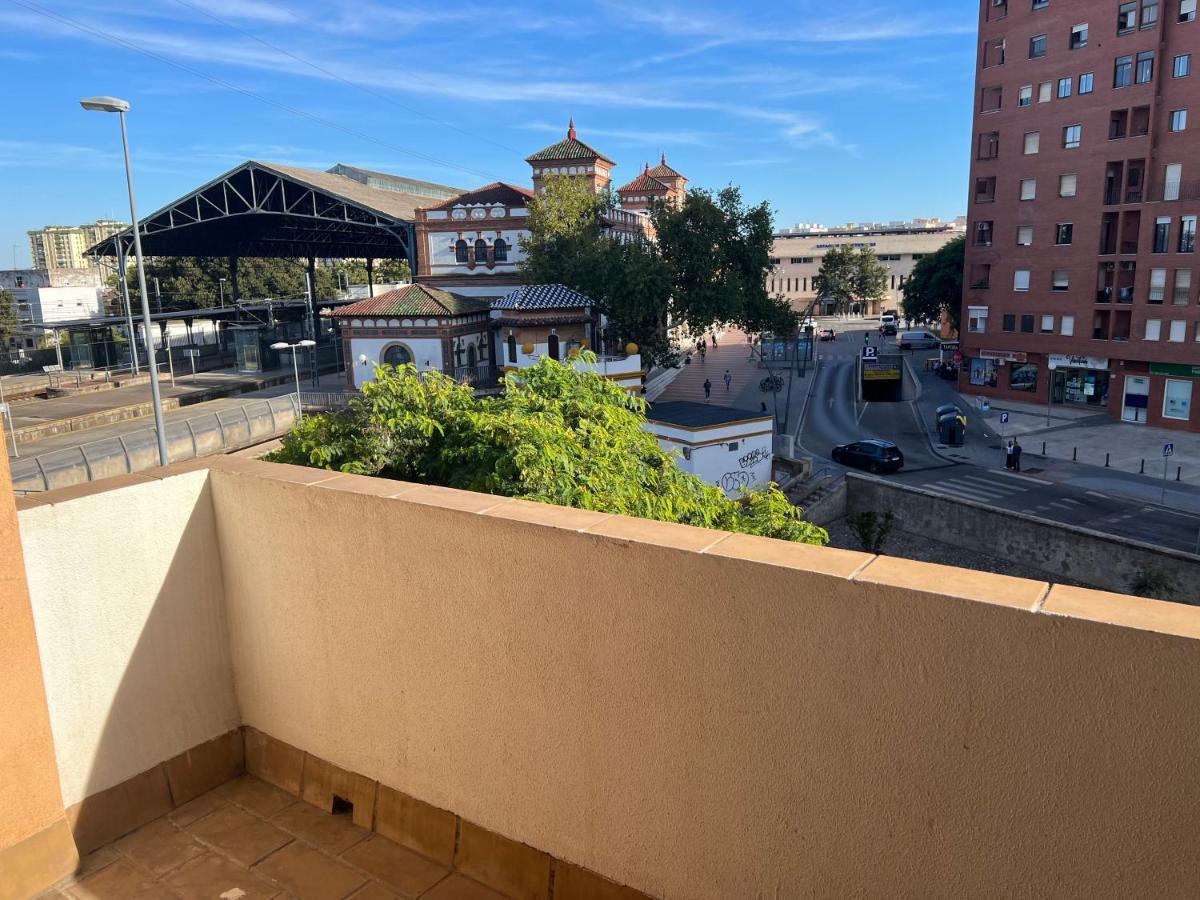 Piso De 3 Dormitorios Con Garaje Jerez de la Frontera Exterior foto