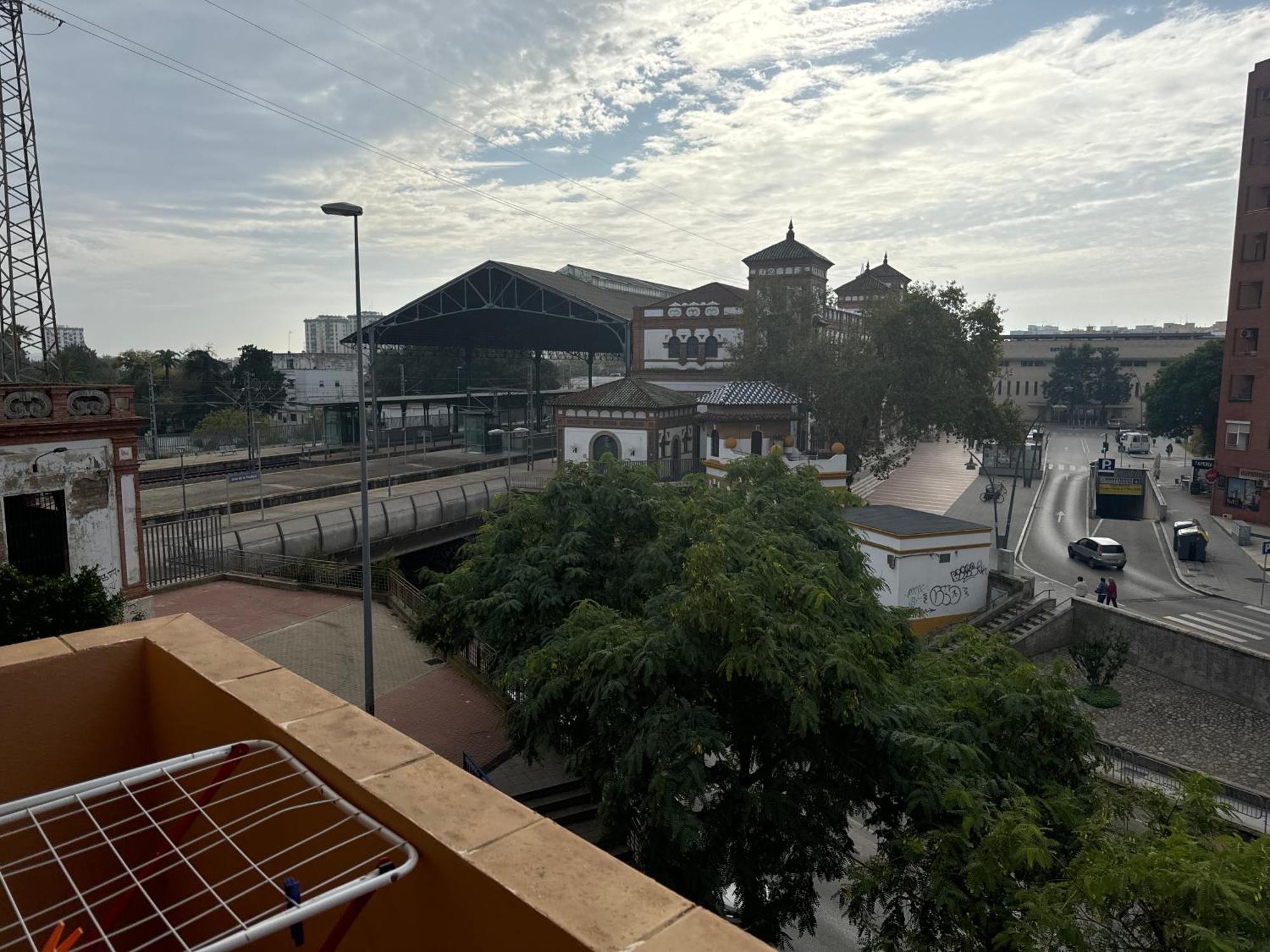 Piso De 3 Dormitorios Con Garaje Jerez de la Frontera Exterior foto